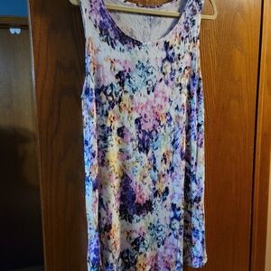 LOGO Layers floral tank top.  Sz L.